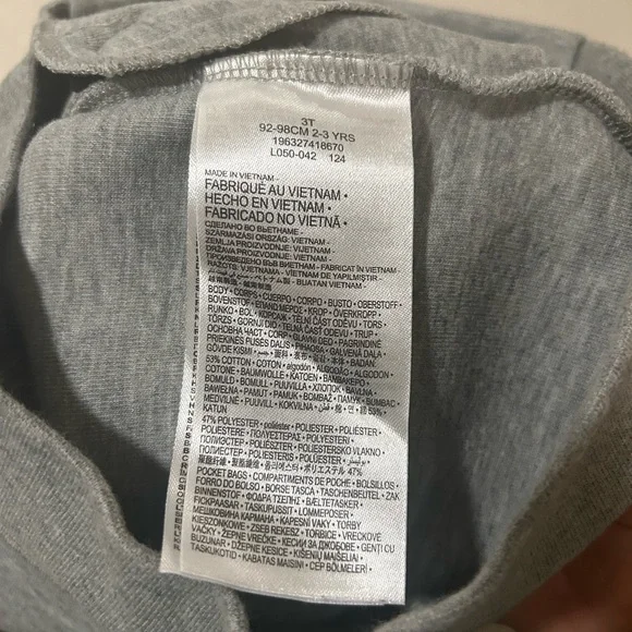 Worn 2X Nike Tech Kids' Gray and Black Hoodie & Sweat Set - Size 3T - Picture 5 of 10